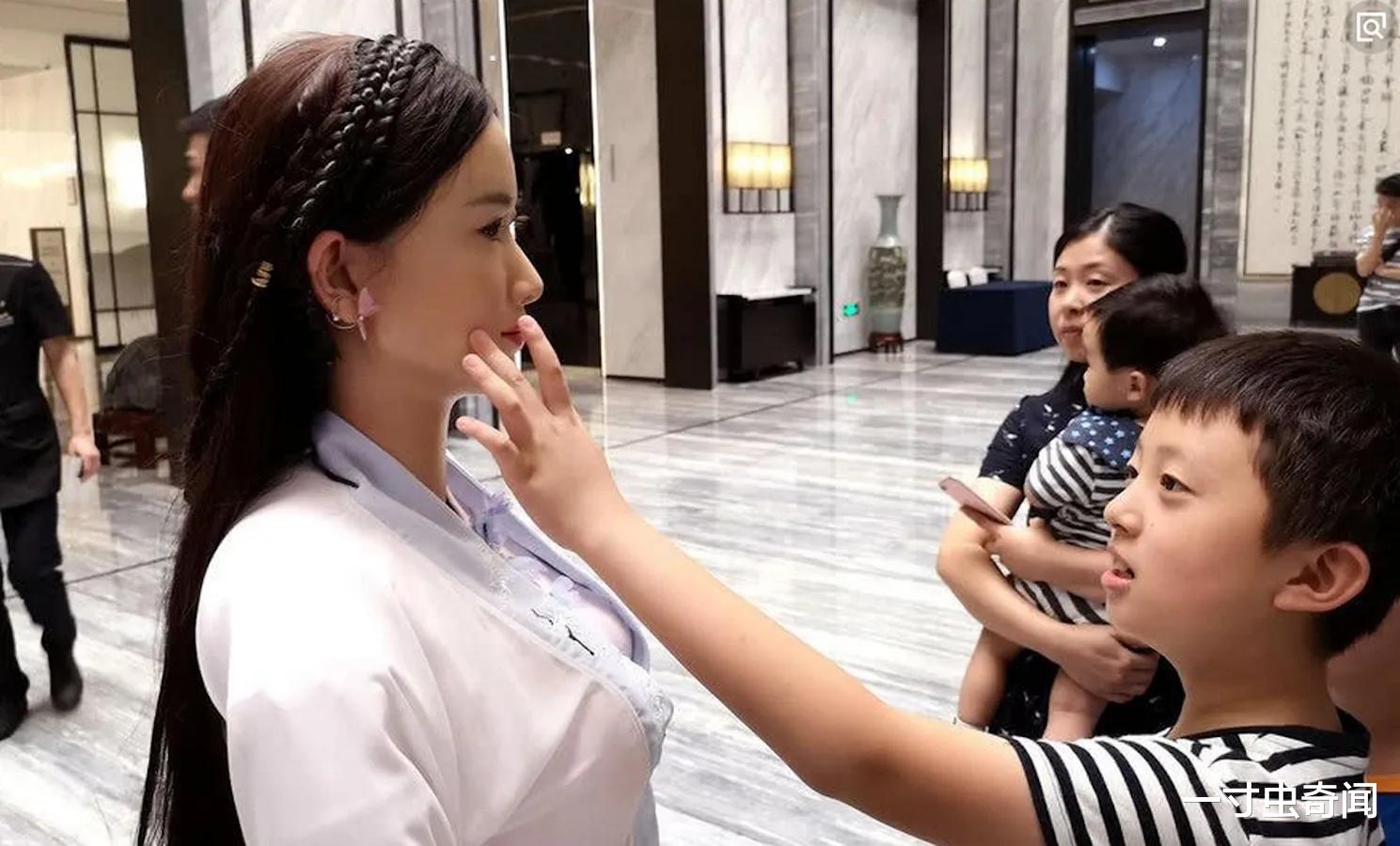 小米科技|老婆机器人上市一小时售罄，除了不能生育，其他全会做？别被骗了