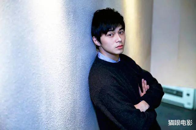 长泽雅美|34岁日本男星被开除！出轨后扶养费只给580元，还连累了长泽雅美