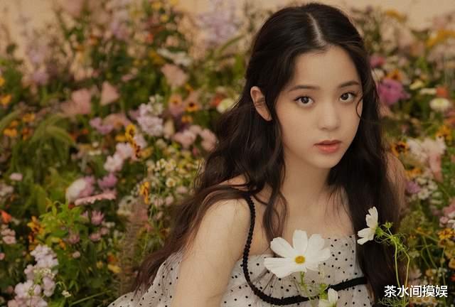 高圆圆|撕领口、叫爸爸、当众献吻…没分寸感的女明星比男明星还过分