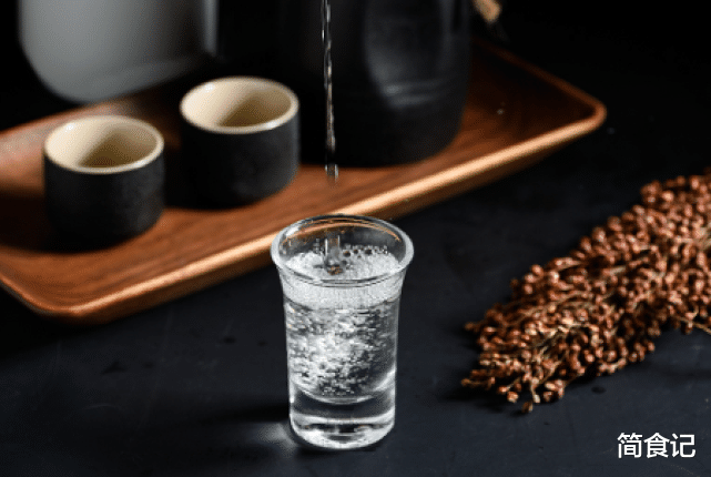 山西一名酒惨遭陨落,辉煌时期一瓶难求,却因“无辜躺枪”被埋没