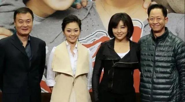 王志文|江珊对王志文道：“咱俩拥抱一下，你不介意吧？”