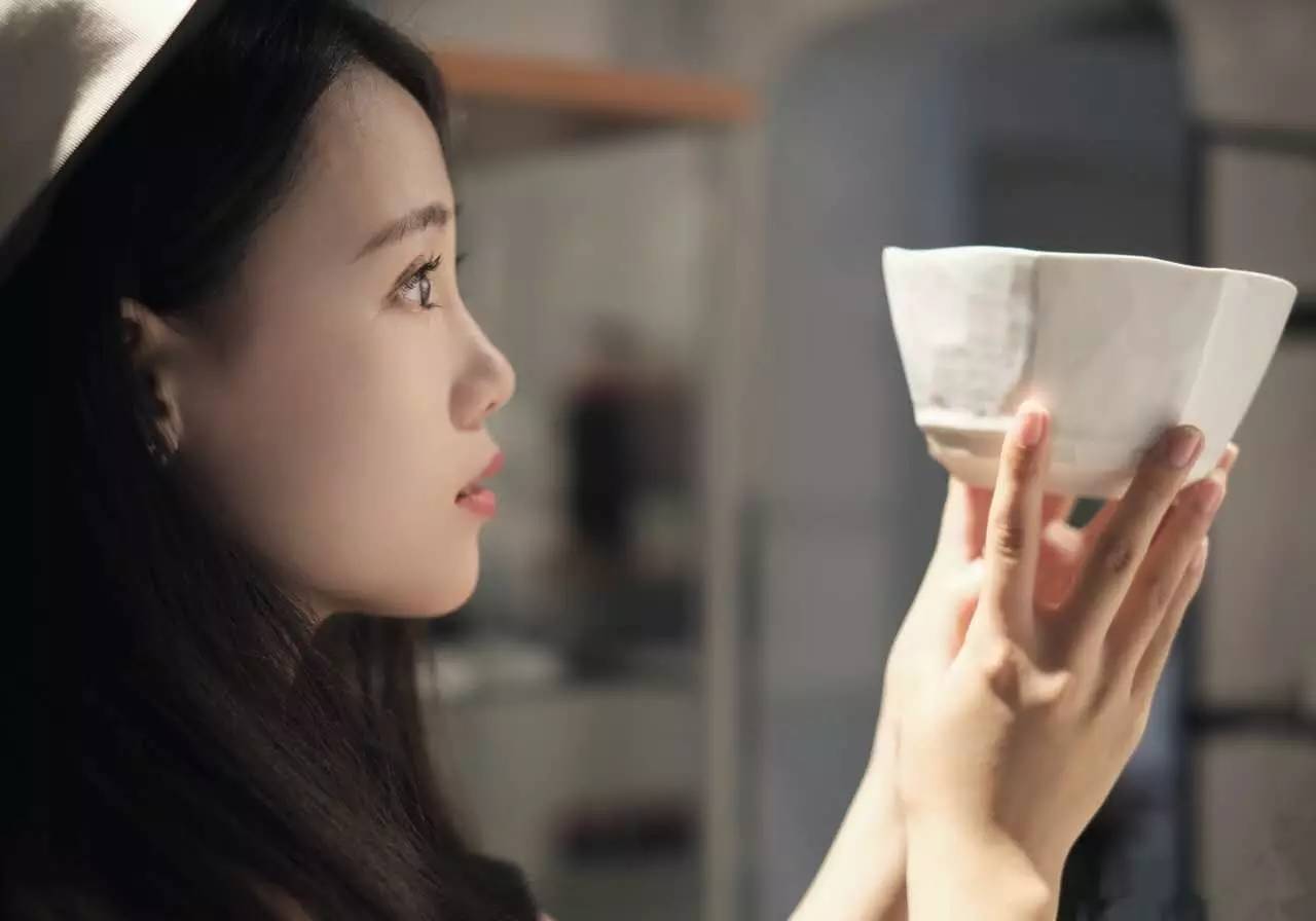 万万|33岁葛布的落寞,从《万万》系列走红,离开万合天宜后成18线演员