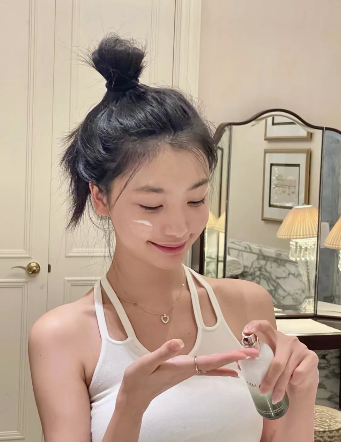 护肤品 舍不得买大牌没关系,盘点几款高性价比水乳,平价好用,值得收藏