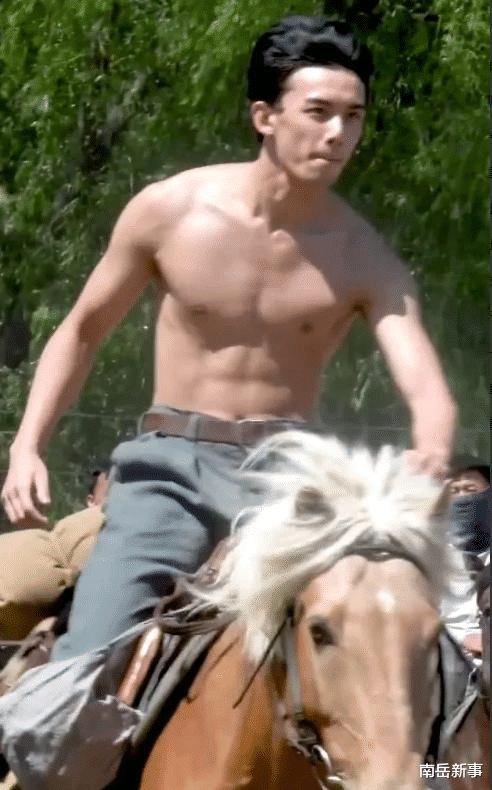 王一博|路人缘最好的10位明星:赵丽颖王一博上榜,沈腾第二,杨幂很意外