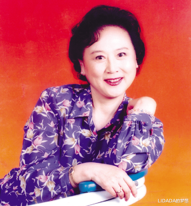 粉色|“李铁梅”刘长瑜：出身名门，两次婚姻悲喜交加，对儿子有愧疚