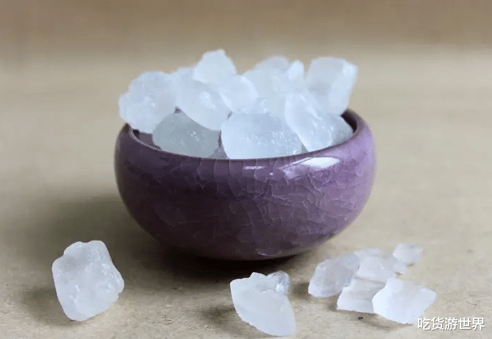 白冰糖黄冰糖哪种更好？制糖工人告诉你答案，区别很大，别买错了