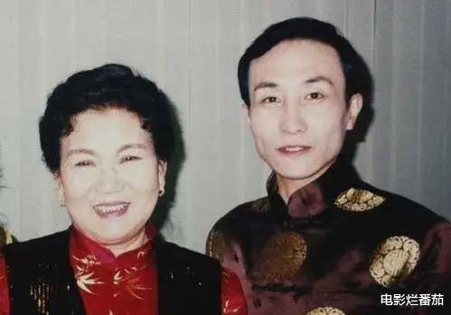 春晚|春晚10个经典小品：有的出道即巅峰，有的开播前一刻才拍板