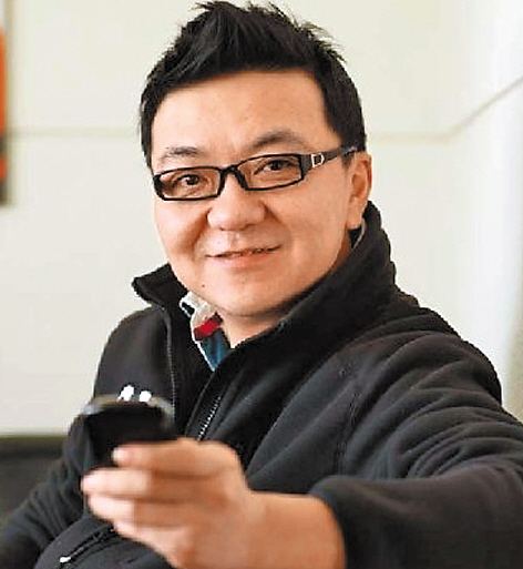 董路|董路再发怪论：小品有啥成绩？在国外赢亚洲杯了？越南人民喜欢吗