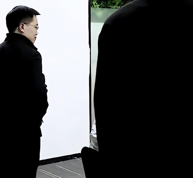 Google|“还是太年轻”，实习生花2分钟解决bug，老程序员的反应耐人寻味