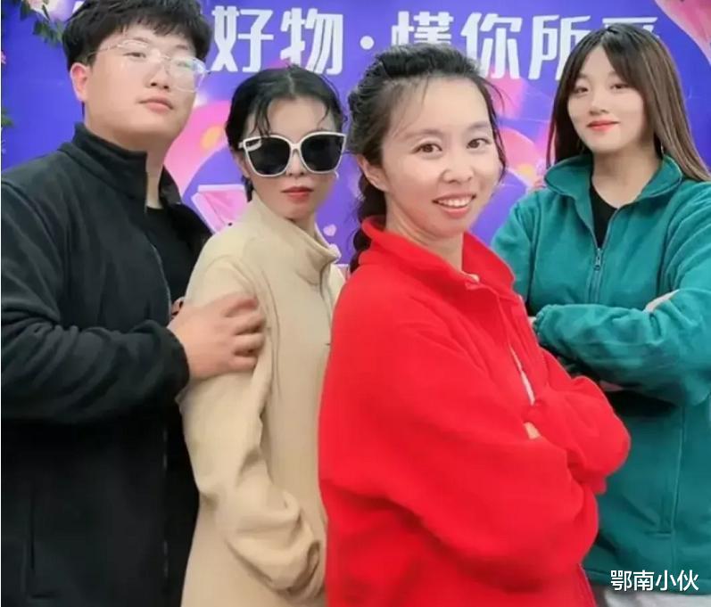 |田静妹妹拿奇奇打比方，讽刺许妈大姐多管闲事，表态：我们都是姨