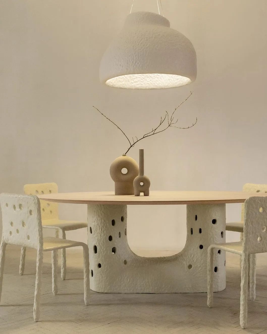 59岁昔日男神砸2亿装修,200m2改成一室0厅,洗澡如厕无遮挡:欧阳娜娜爱他啥?