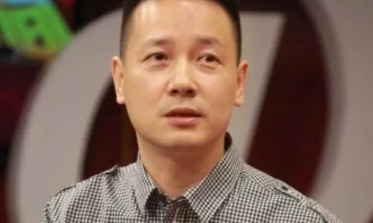 人体模特汤加丽:丈夫抛弃,父亲嫌弃,45岁仍单身,后悔了吗?