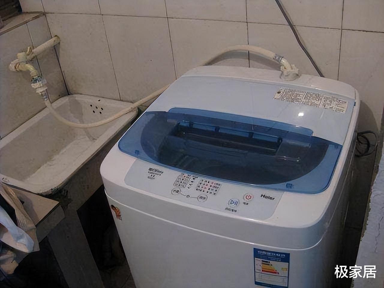 洗衣机用完后，“开盖”还是“关盖”好？难怪衣服洗完脏兮兮