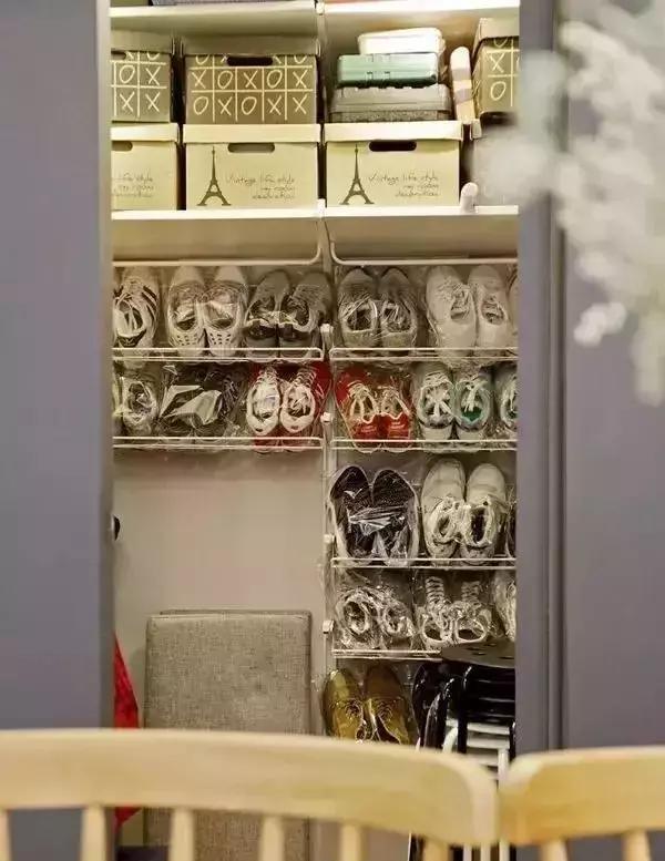 58㎡高层独单改两居,客厅阳台装隐形床直接变成开放式卧室!