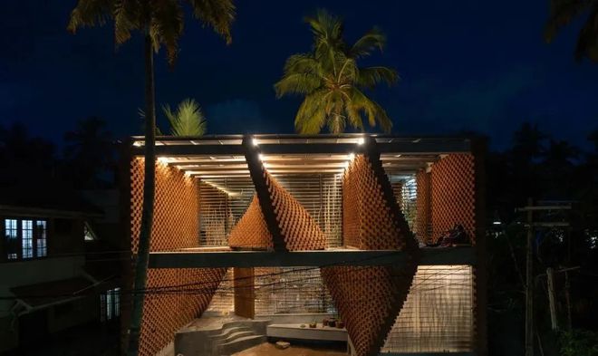 印度有一对兄弟的“穷装”房子火了，处处充满智慧，环保又精致