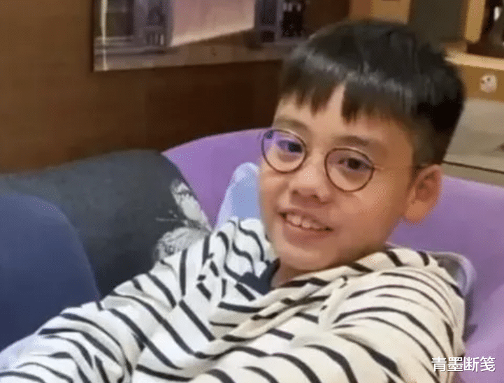 香港|中国最小的包租公，才9岁就年收租几十亿，在香港有上百套豪宅