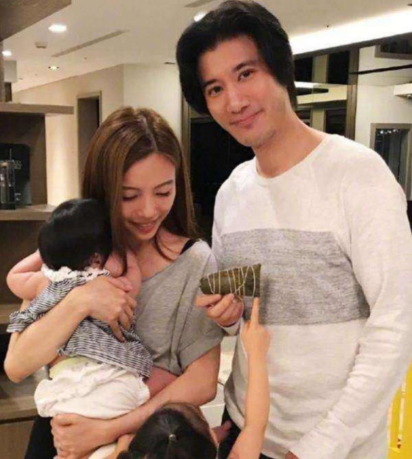 黄宗泽|李靓蕾再次千字长文 手撕王力宏及回应最近传闻