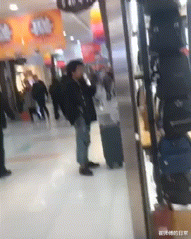 发型 把睫毛液当成眼霜的后果，看效果可以用到发际线试试