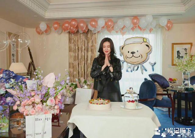 刘诗诗|第一夫人即视感，刘诗诗庆生照惊艳到了所有人，年龄越大越优雅！