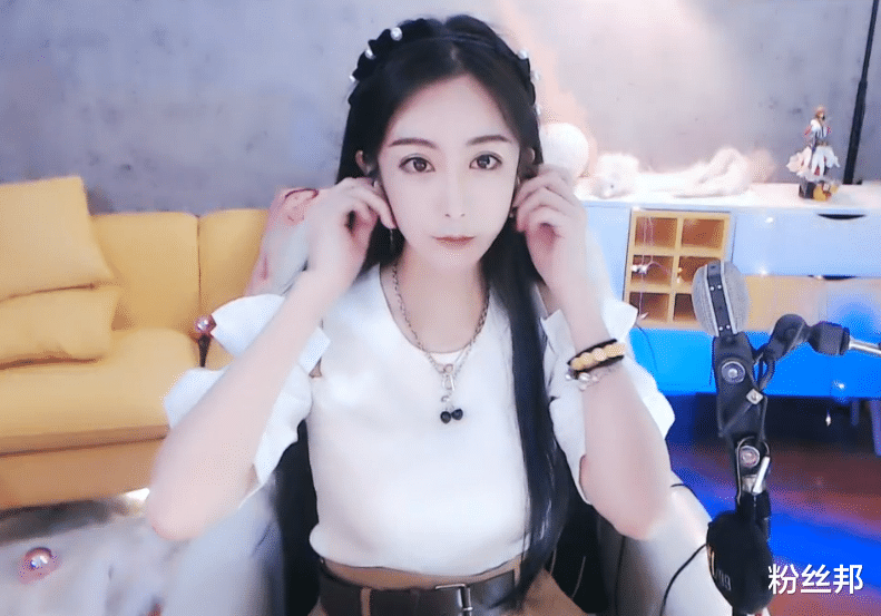 |夏可可外站首秀,未到期违约“强行开播”,这是准备好银子赔偿了