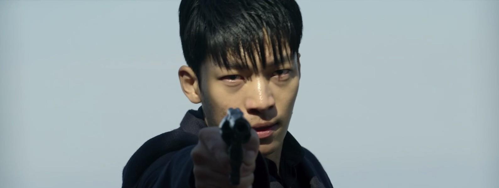 李秉宪|《鱿鱼游戏2》李秉宪回归对决李政宰！郑浩妍有望以双胞胎复活