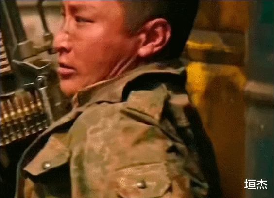 军人|矫揉造作就别尬演女军人，这7位女星告诉你，什么叫“铿锵玫瑰”