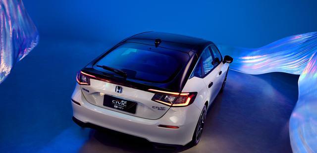 新车全新思域两厢版上市,售14.59万起,typer同步上市,售42万