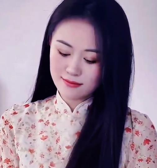 |大衣哥又给钱了,陈萌去高级影楼拍摄个人写真,也不带上朱小伟