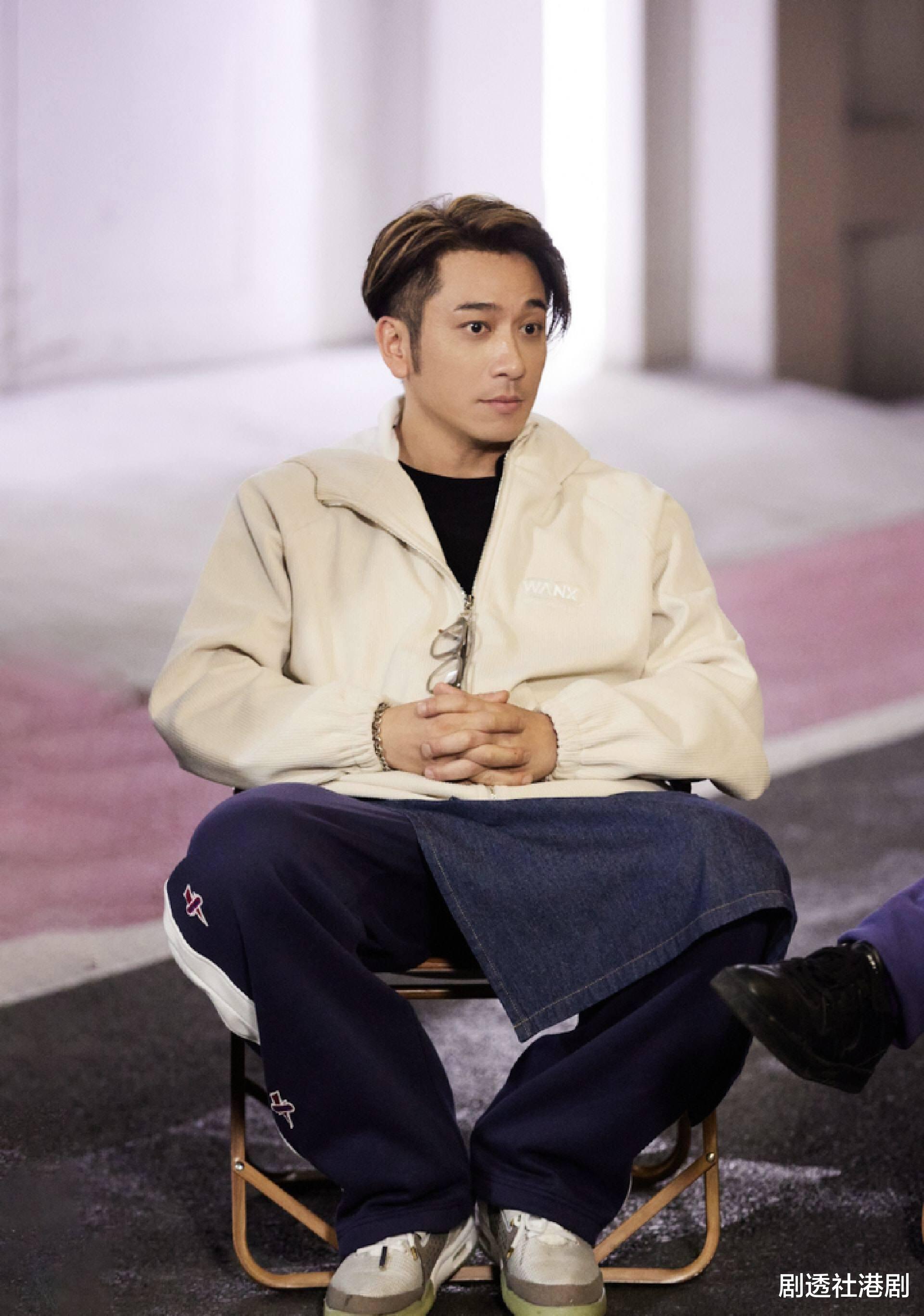 吴卓羲|遭人嫌弃？陈小春节目中对TVB前小生有微言：他爱抢话嗓门还大