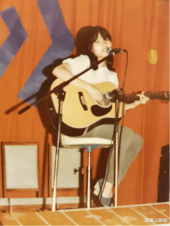 潘越云|性感歌后被老公“捉奸”拍床照，花800万摆平