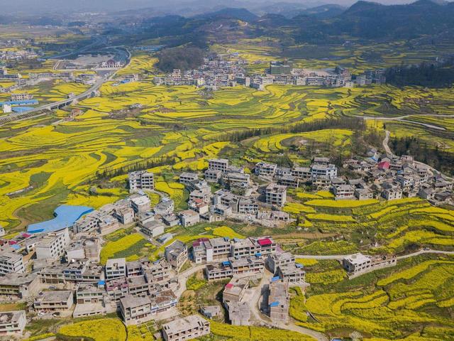 房车|贵州有个适合旅行的小县城,美食多,物价便宜,你去过吗