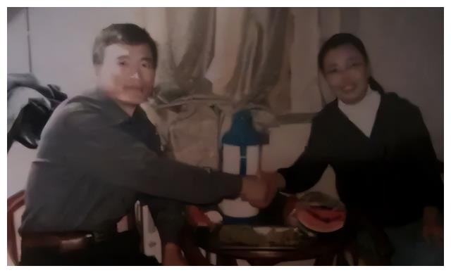 1994年,孟照国发生第三类接触,2次约会外星女友,他经历了什么