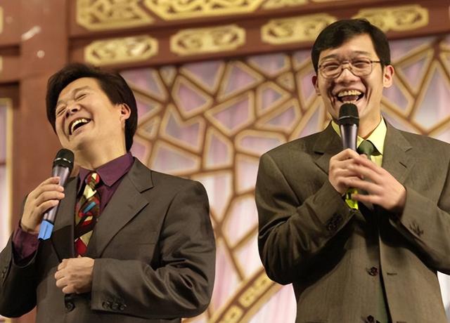 相声|奇志大兵分开19年后，一个赢了名气，一个赢了口碑