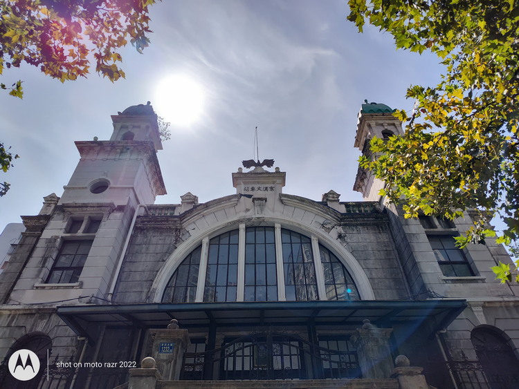 |moto razr 2022评测:“小而美”的翻盖折叠旗舰