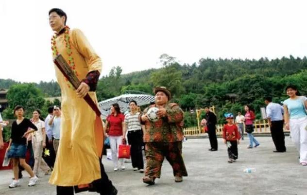 “巨人”真的存在吗?新疆发现4600年前古墓,墓主人身高2.3米