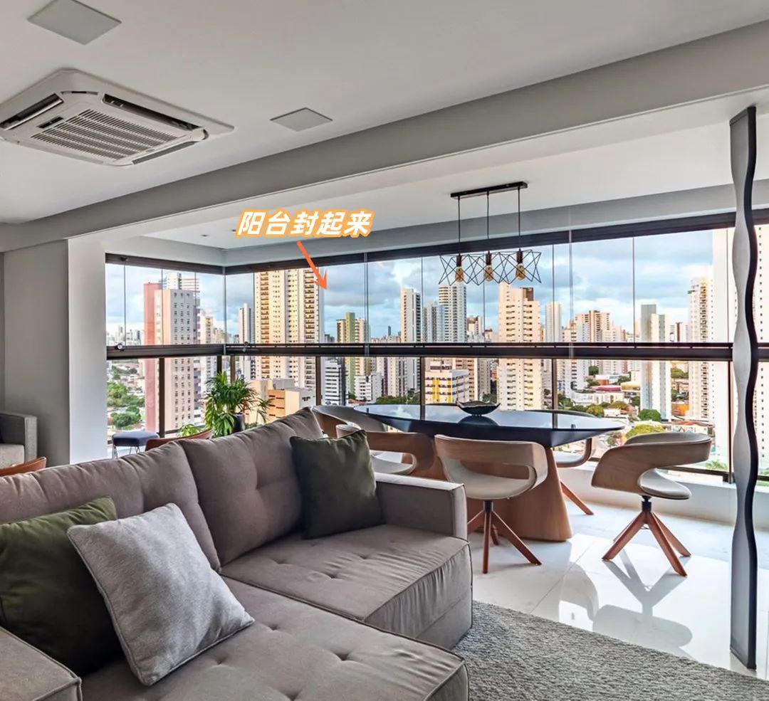 阳台放张桌子,好处居然这么多!