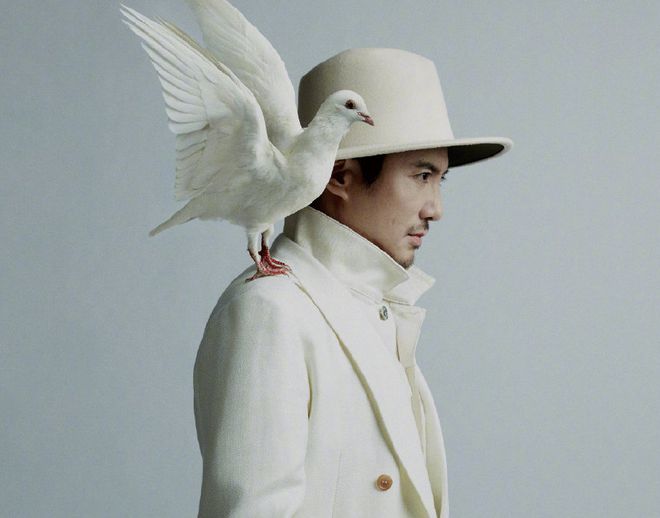 沈腾|沈腾发文回应杂志方：拍得好，修得也好！被网友调侃谦虚