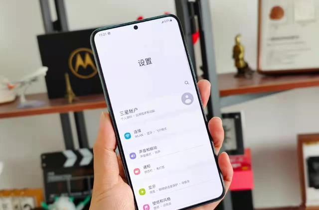 三星s22+|三星S22+究竟有多难卖？从7399元降至5599元，猛跌1800