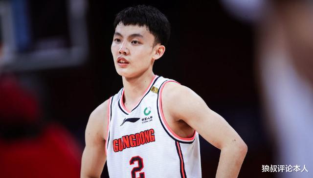 广东男篮|3分命中率52.9%！场均14+3，广东22岁国手越打越强，无愧杜锋信任