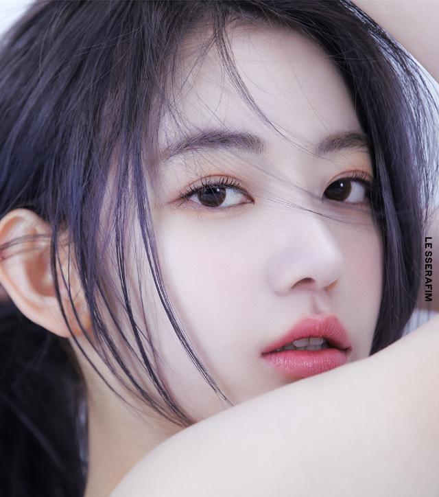 hybe|HYBE新女团在韩流口碑崩塌，宫胁咲良和金采源，恐将为金佳蓝买单