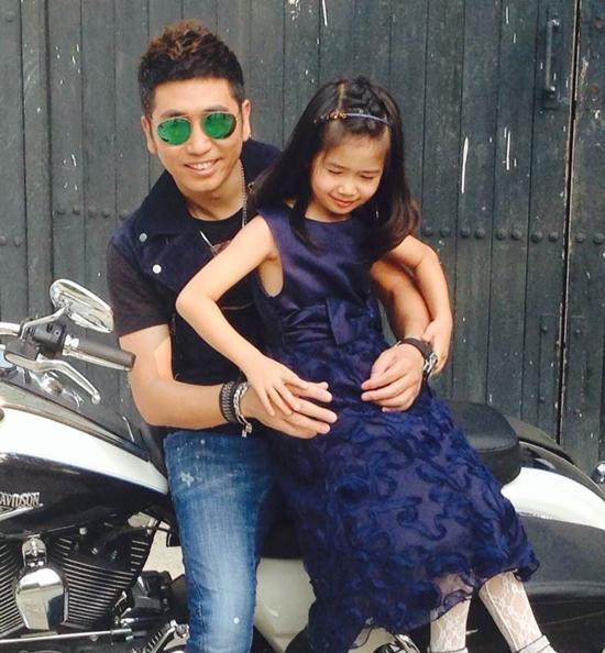 沙宝亮|最美“苏麻喇姑”的朱娜,嫁给沙宝亮生一女,婚后隐退当家庭主妇