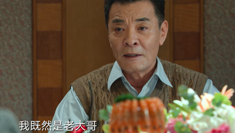 野蛮生长|收视大爆！官媒点名夸，《风吹半夏》扯开流量烂剧的“遮羞布”