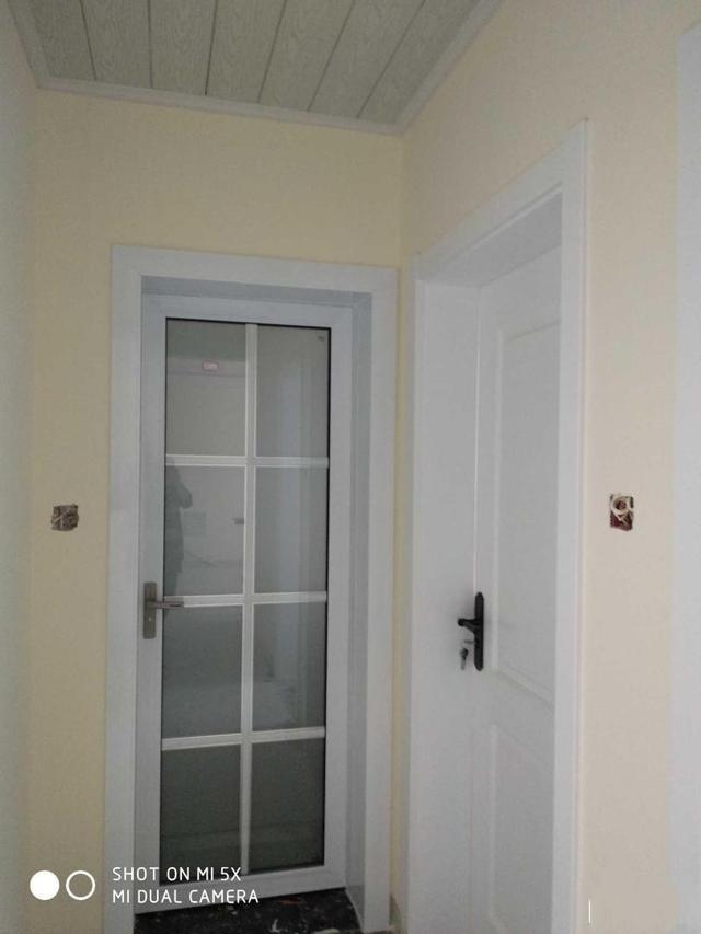 现代简装新房入住，自己花了6个月的时间装的，玄关柜太漂亮了