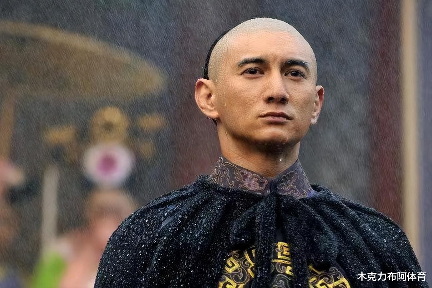 李晨|年近半百还演“偶像剧”！这5位男星真自信，和女主硬组CP像父女