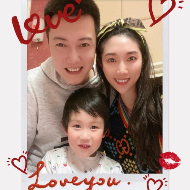 女排|蔡斌爱将秀恩爱，甜蜜生活令人羡慕，助力李盈莹，为中国女排分忧