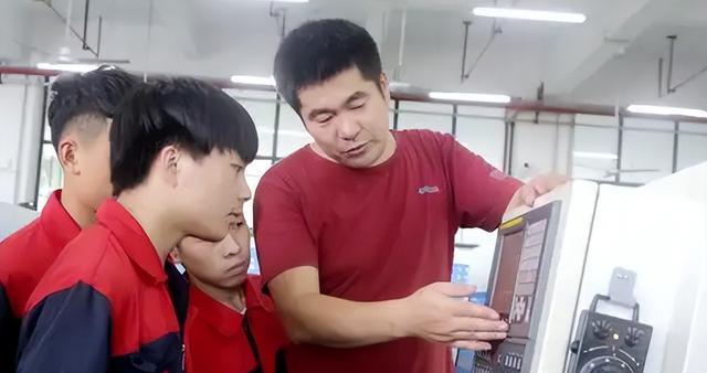 分流|中职生彻底翻身,取消初中毕业后普职分流,真的是喜从天降