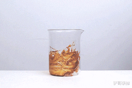 如厕后,“马桶盖”关上还是打开?我一直做错,难怪马桶又黄又臭