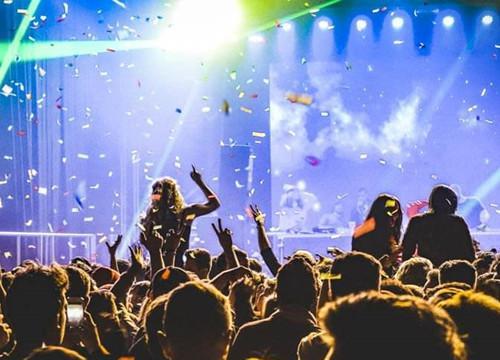 李艾瑾|王牌部队:国产剧之“蛇”,肖战转型成奢望,饭圈文化乃拦路虎!