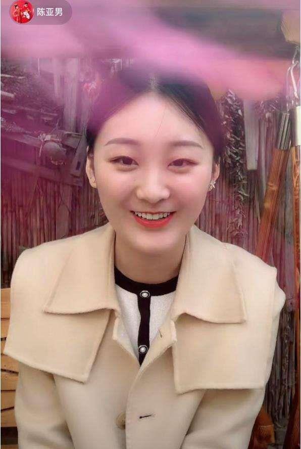 陈亚男|陈亚男的悲剧，是虚荣心作祟，还是为无知买单？