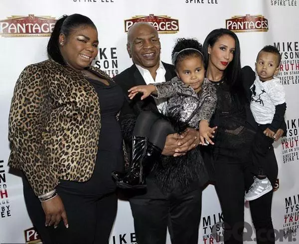 朴敏英|5位顶级明星,千万资产散尽,最终寄居集装箱、寄生父母,痛心